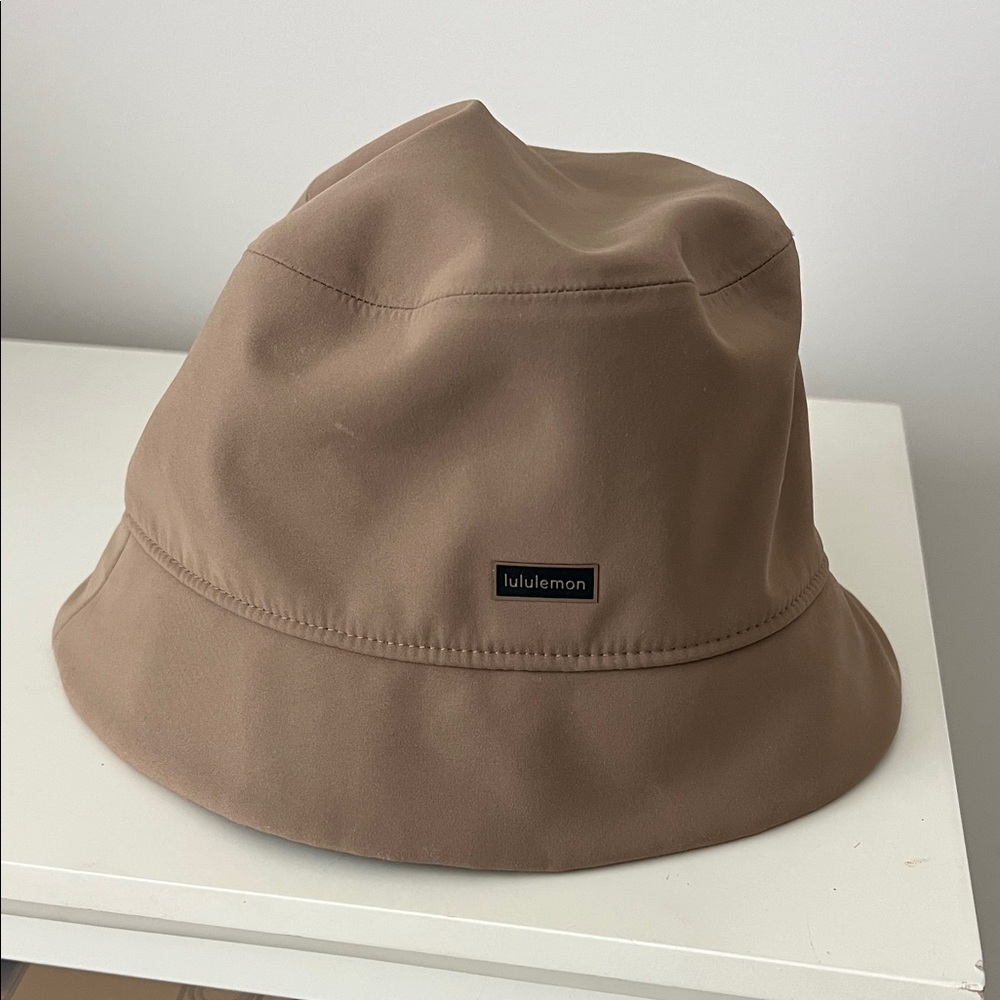 Lululemon Bucket hat